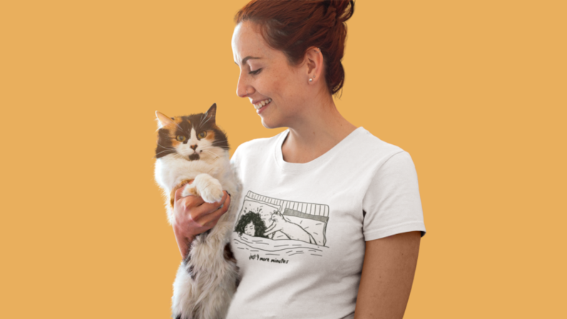 Just 9 More Minutes Cat Lover's T-Shirt – Perfect for Early Morning Snuggles